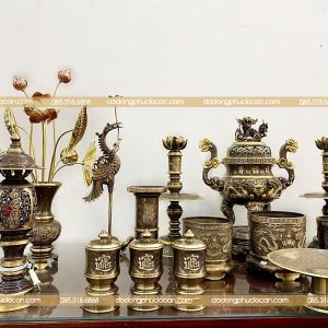 Alternative view of Bộ Đồ Thờ Đầy Đủ Đồng Vàng Cạo Màu – Hoa Văn Rồng Cao 60cm
