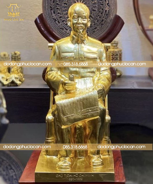 Tượng Bác Hồ Ngồi Ghế Mây Cao 50cm Dát Vàng 9999