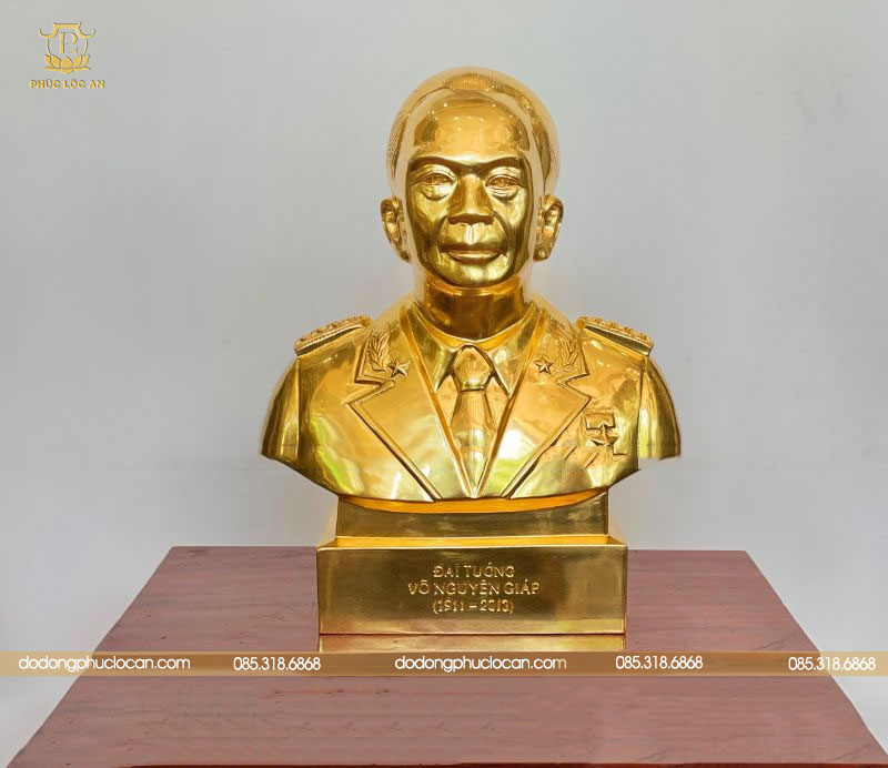 Tượng Bán thân Đại tướng Võ Nguyên Giáp bằng đồng dát vàng 9999 - Phúc Lộc An
