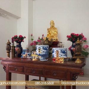 Alternative view of Tượng Phật Bà Quan Âm Bằng Đồng Dát Vàng Cao 80cm